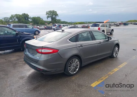 2013 Ford Fusion Se z USA, uszkodzony, nr VIN 3FA6P0HRXDR154896